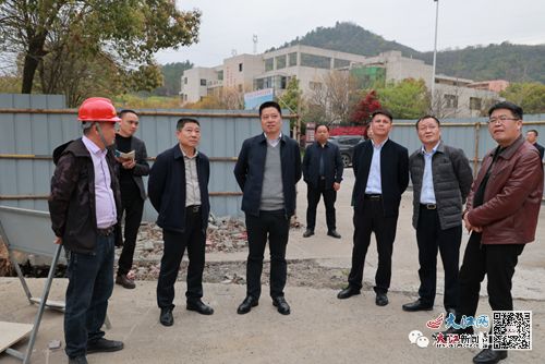 湖口县委书记曾宝柱深入湖口中学调研督导食品安全 两个责任 落实情况 组图